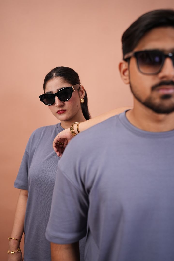 GRAY OVERSIZED T-Shirt (UNISEX)
