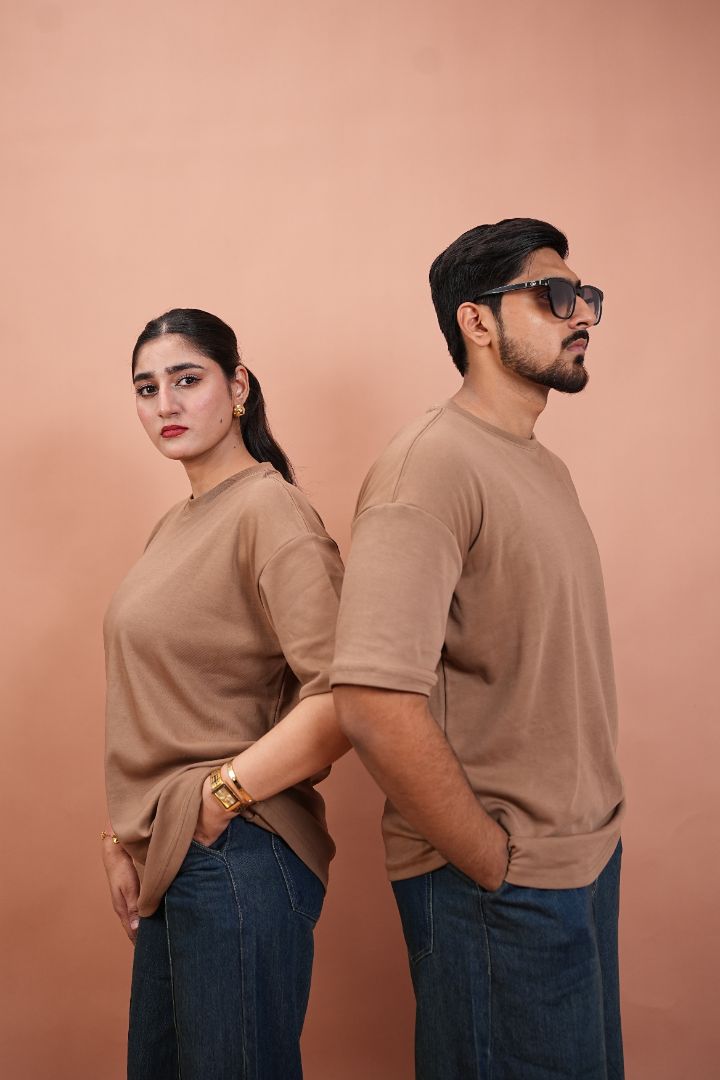 CHESTNUT OVERSIZED T-Shirt  (UNISEX)
